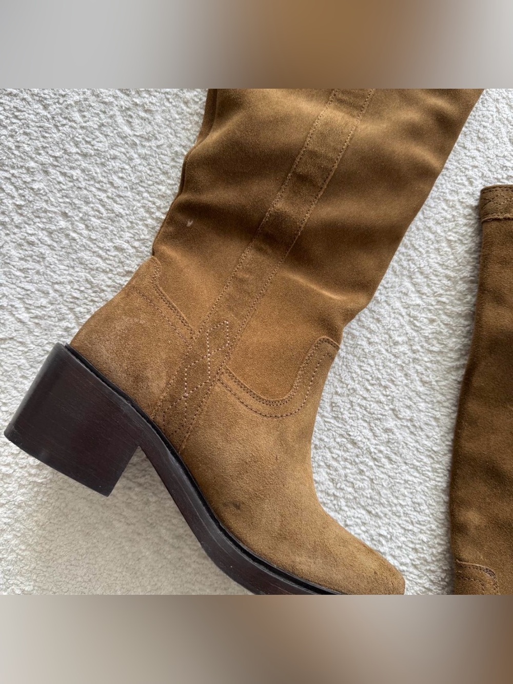 Mainline Frye Kate Pull-On Boot in Nutmeg Suede US 8B - Picture 2 of 6